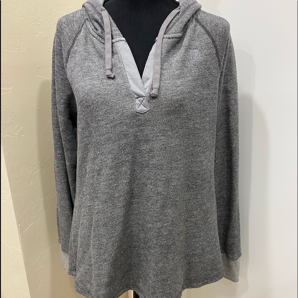 The North Face v-neck hoodie- size Large